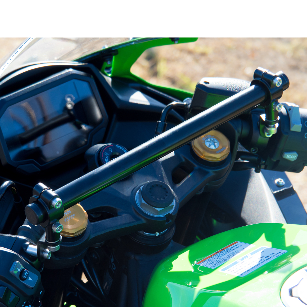 ZX-4RR ZX-4R マルチガジェットマウントバー - バイクパーツメーカー