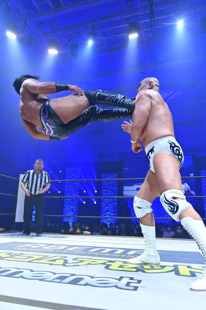 週モバピックアップバウト94～秋山準vs遠藤哲哉（DDT2・14川崎）｜週刊