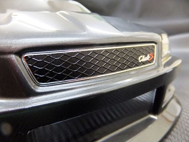 REAL 3D フロントグリル& ドアノブ デカール【YOKOMO C35 ローレル用