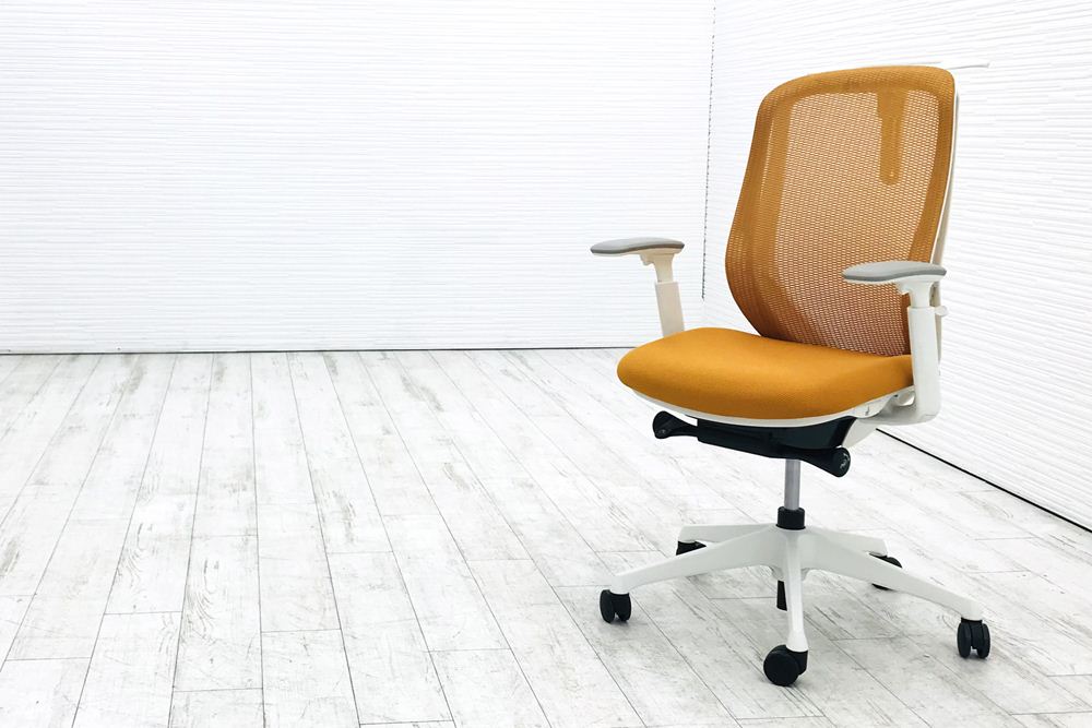 オカムラ シルフィーチェア ハイバック オレンジ | 中古オフィス家具