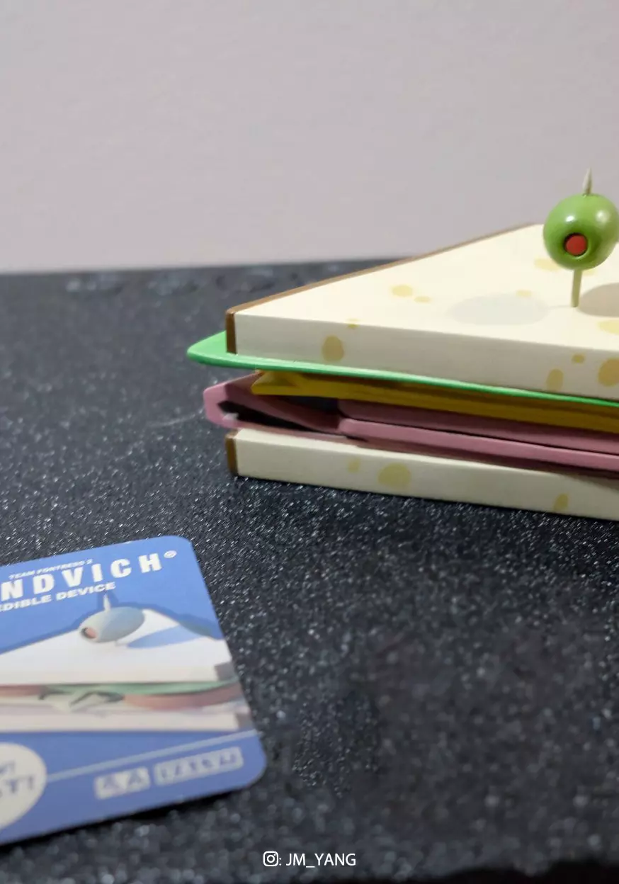 Team Fortress 2 Sandvich 3AA SDCC 2012 Exclusive by Ashley Wood