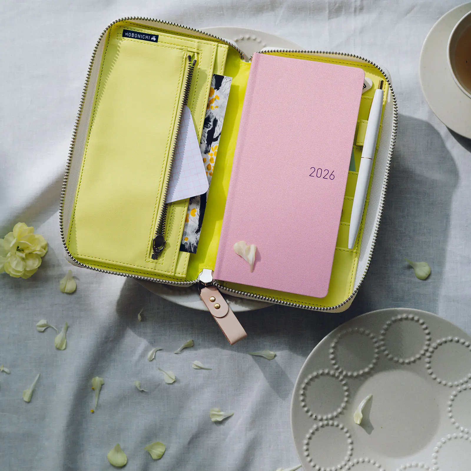 ミナ ペルホネン / skyful（yellow） ［weeksカバー］ - 手帳