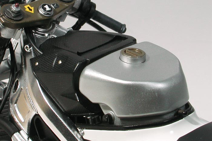 レプソル ホンダ RC211V`06 (プラモデル) - ホビーサーチ カーモデル