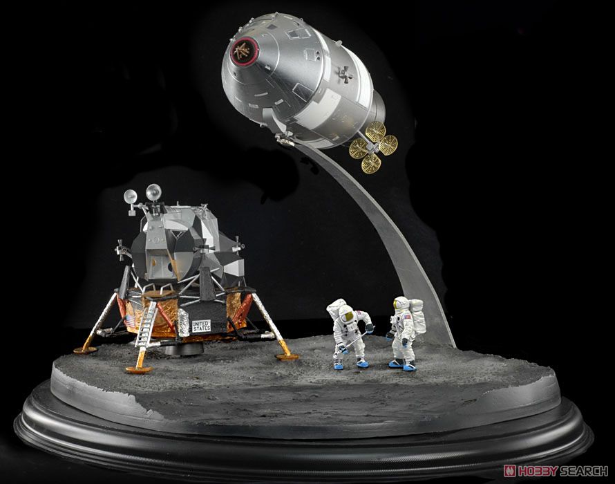 NASA アポロ11号 CSM(司令船/機械船) & 月着陸船 w/月面ベース (完成品
