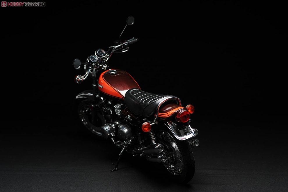 1/6スケール ミュージアムモデル KAWASAKI Z1 (ミニカー) - ホビー