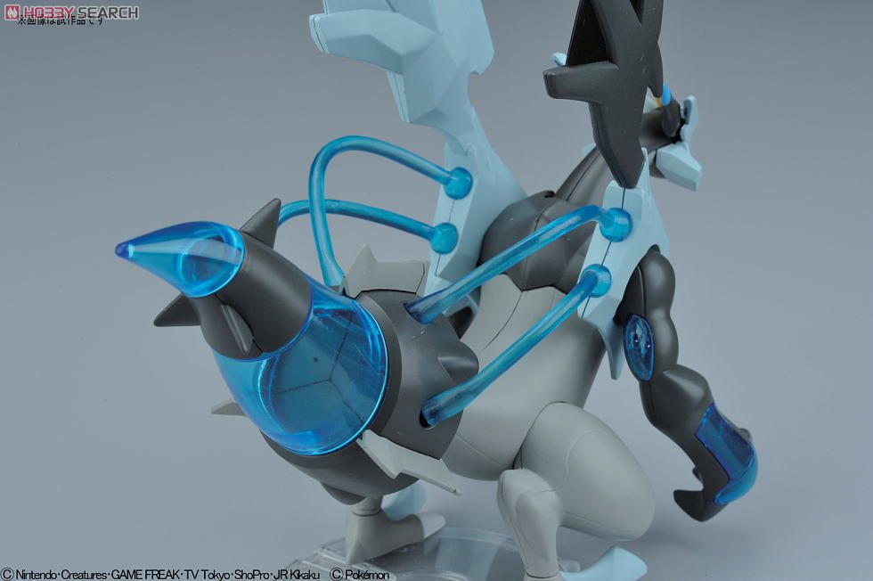 ポケモンプラモコレクション ブラックキュレム＆ホワイトキュレム