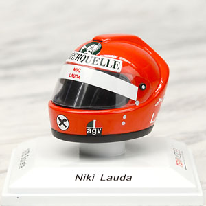 ヘルメット ニキ・ラウダ 1976 Scuderia Ferrari (ヘルメット