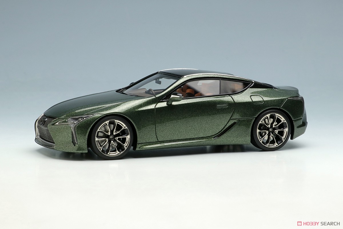 Lexus LC500 `Patina Elegance` テレーンカーキマイカメタリック