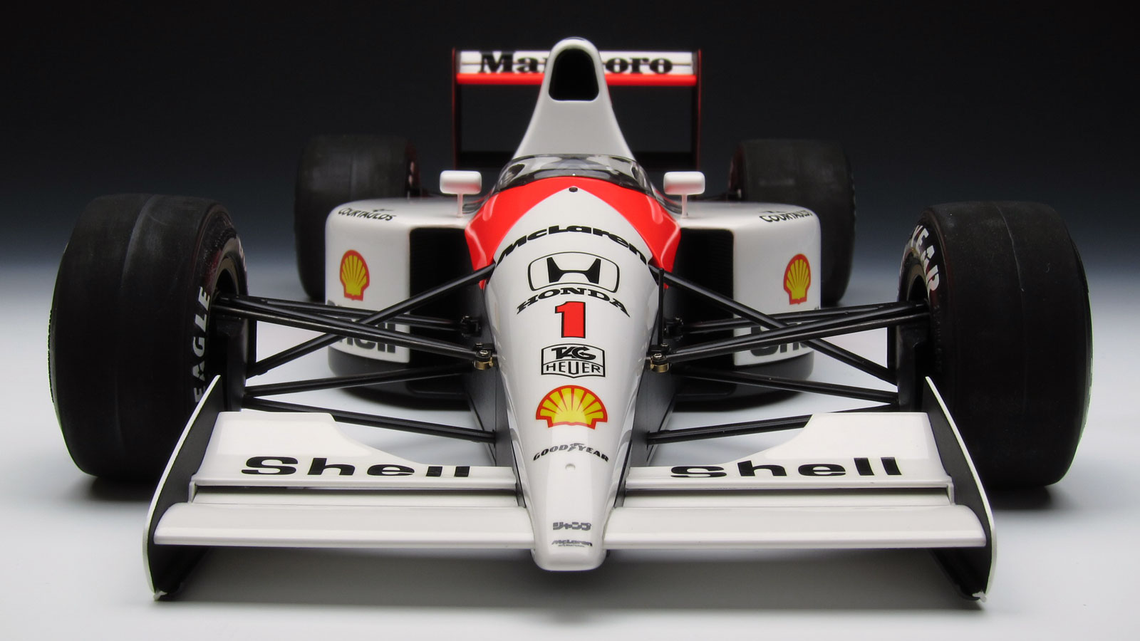 タミヤ 1/12「マクラーレンMP4/6ホンダ」プラモデル制作記＆完成写真