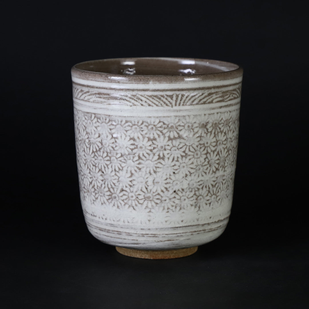 中里太郎右衛門窯 唐津三島湯呑 – ギャラリー一番館オンラインショップ