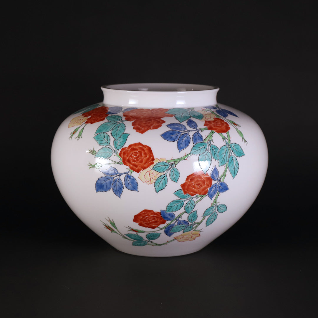 十五代酒井田柿右衛門 作 濁手薔薇文花瓶 – ギャラリー一番館