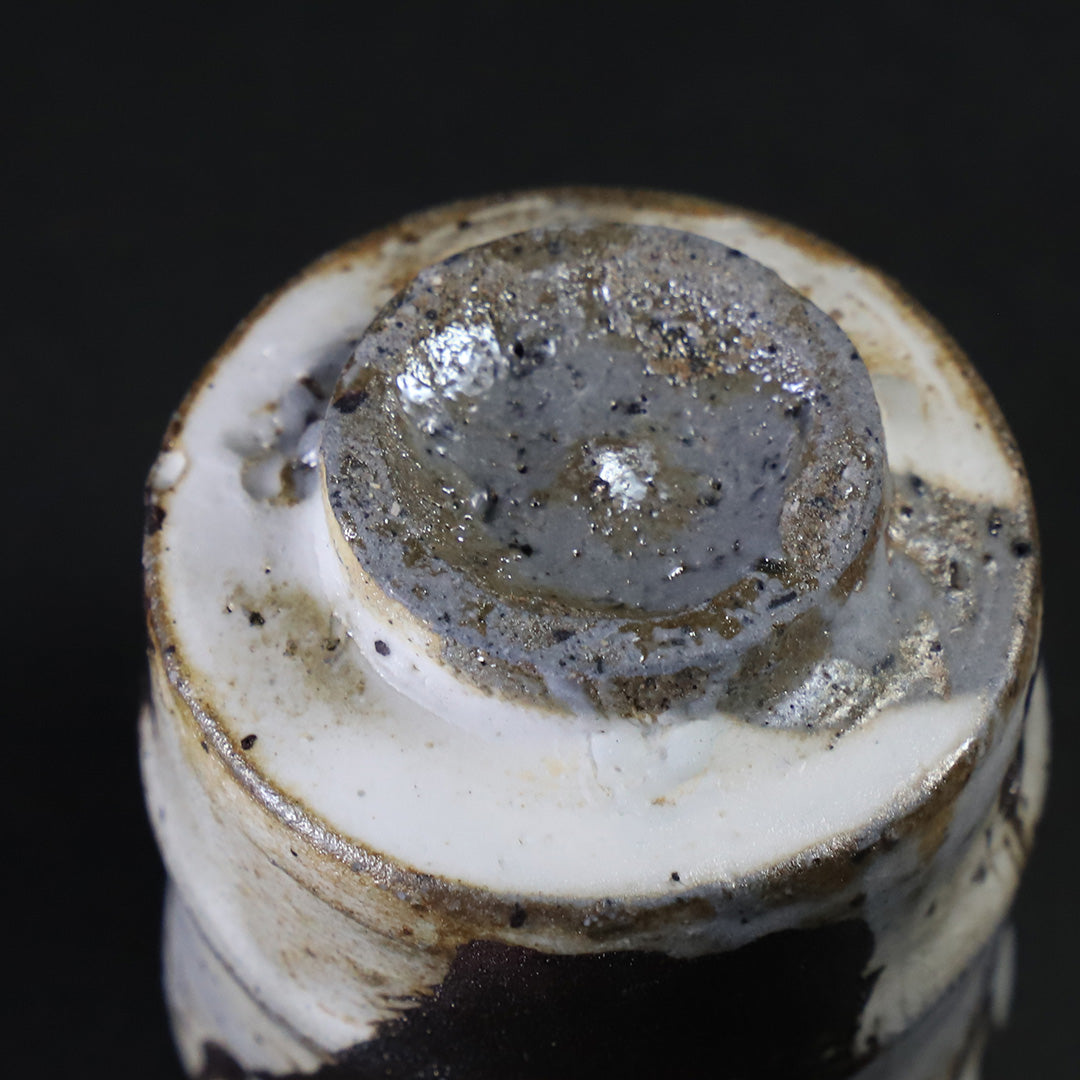 丸田宗彦 作 粉引唐津ぐい呑 – ギャラリー一番館オンラインショップ