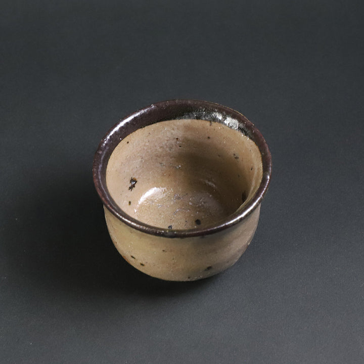 丸田宗彦 作 唐津皮鯨ぐい呑 – ギャラリー一番館オンラインショップ