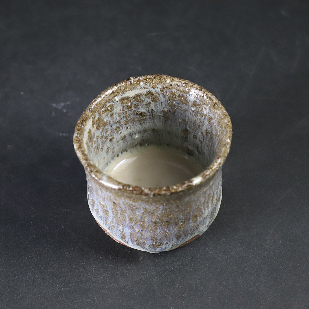 内村慎太郎 作 斑唐津たちぐい呑1 – ギャラリー一番館オンラインショップ