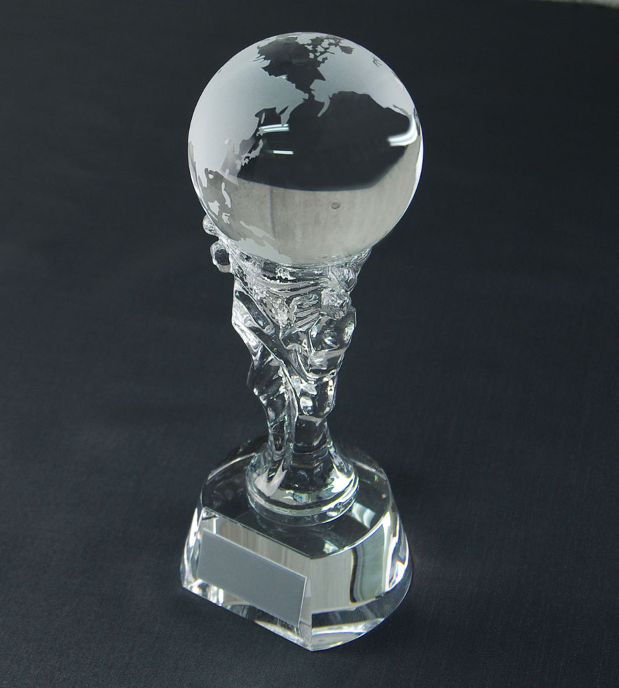 クリスタルトロフィー《XC-PO-0146-Globe》(高さ：24.0cm 幅：9.0cm