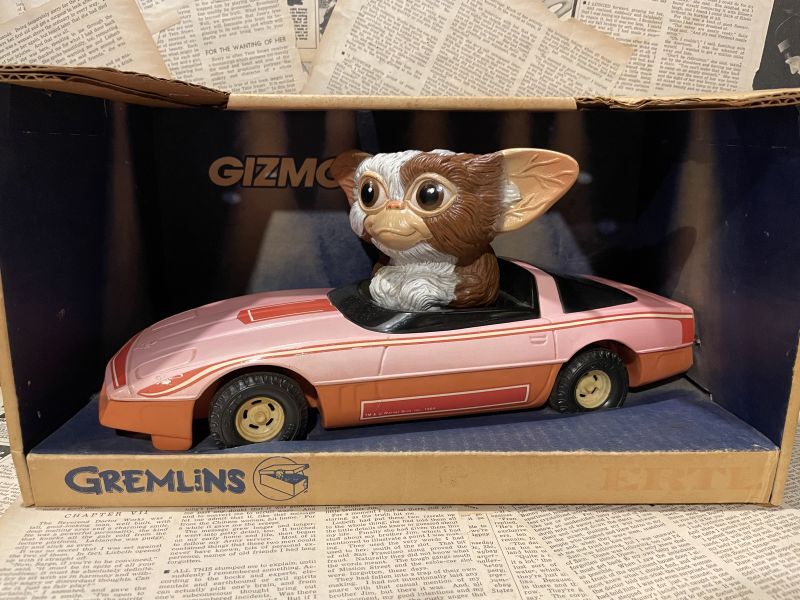 Gremlins/Gizmo Driving Car Pink Corvette(80s/ERTL/MIB) - 2000toys