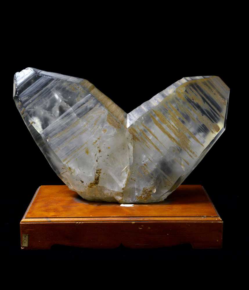 アナタの知らない鉱物の世界 京大博物館で「日本最高峰」展示へ|47NEWS