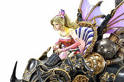 価格は148万5000円。天野喜孝氏のイラストを再現した「FFVI」のティナ