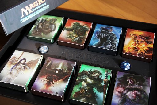 マジック：ザ・ギャザリング」の歴史が8つの構築済みデッキにギュっと