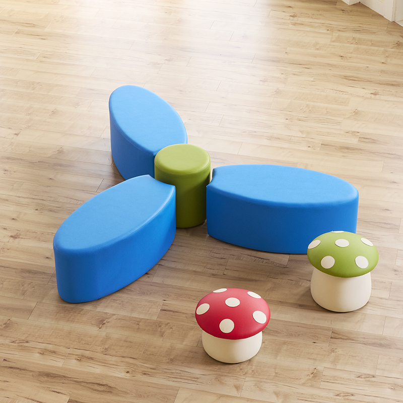 キッズコーナー用家具 花びらスツール2セット｜木製キッズコーナー