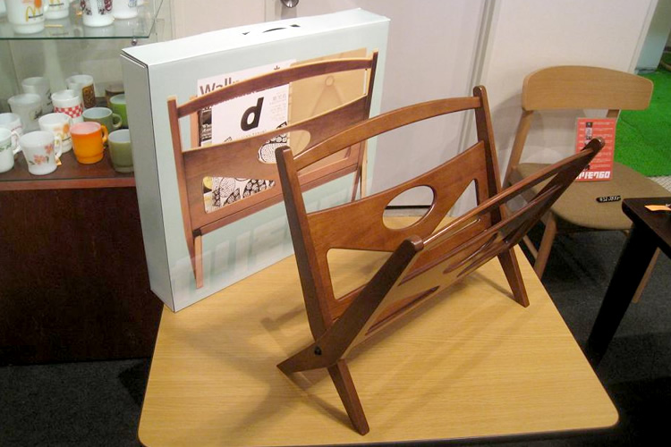 カリモク60 マガジンラック（ウォールナット） | collect