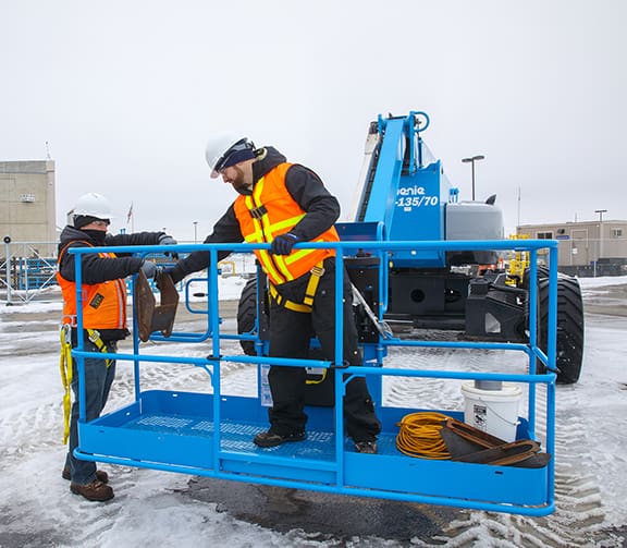 Genie ZX-135/70 Boom Lift | 141-foot Working Height