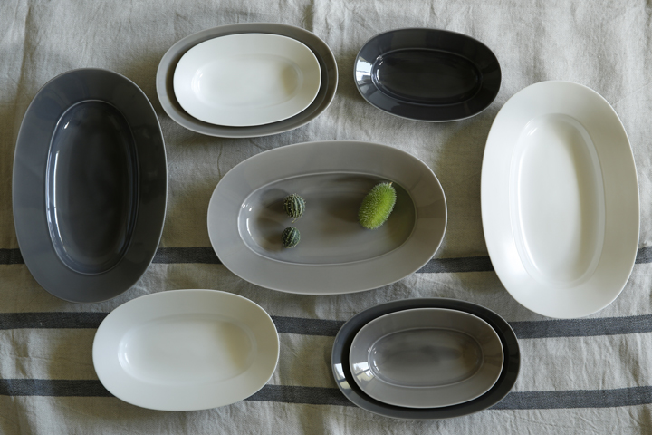 イイホシユミコさんの器。美しい佇まいの「Oval Plate（オーバル