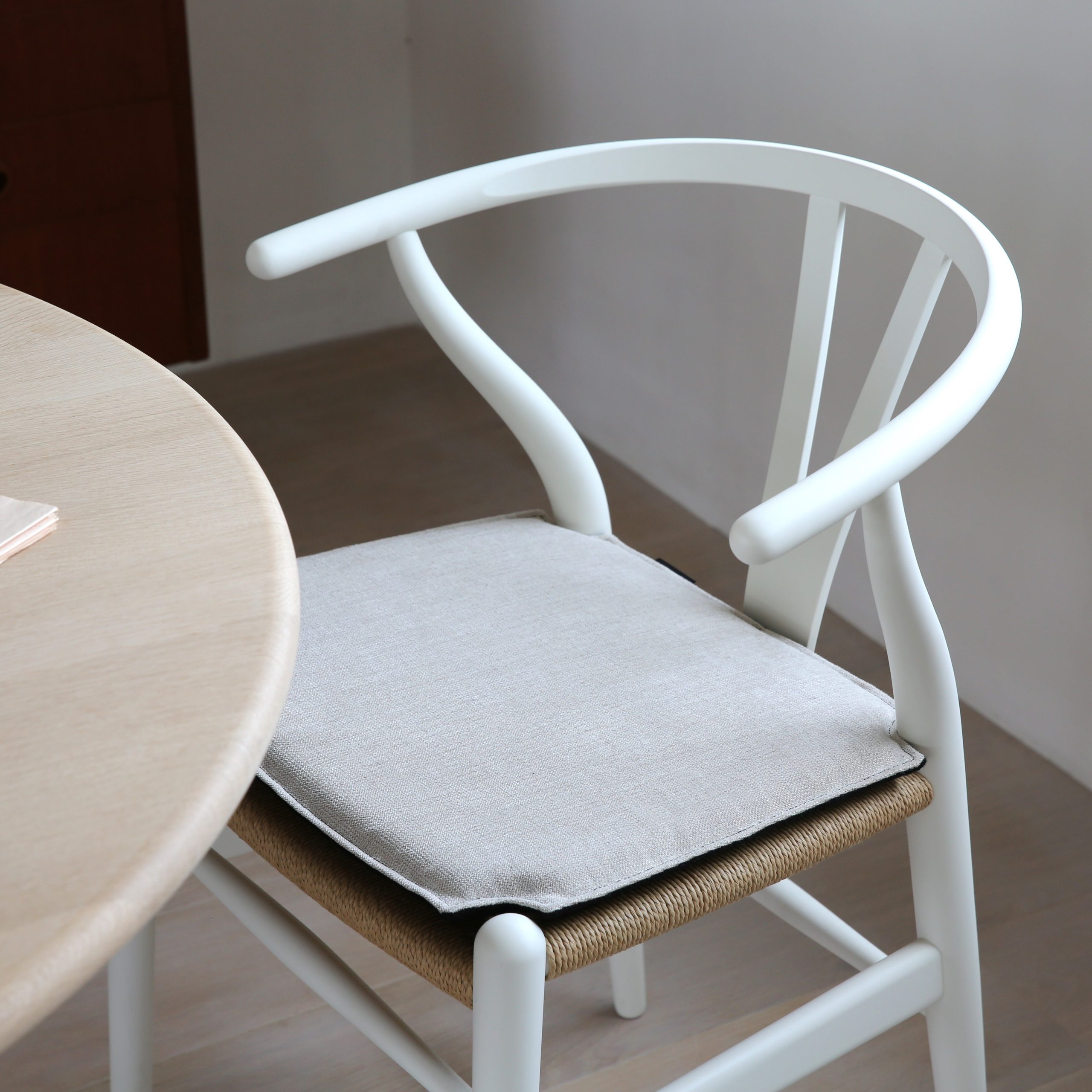 Yチェアシートクッション】Kvadrat×皆川明のタンバリンハリンダルを