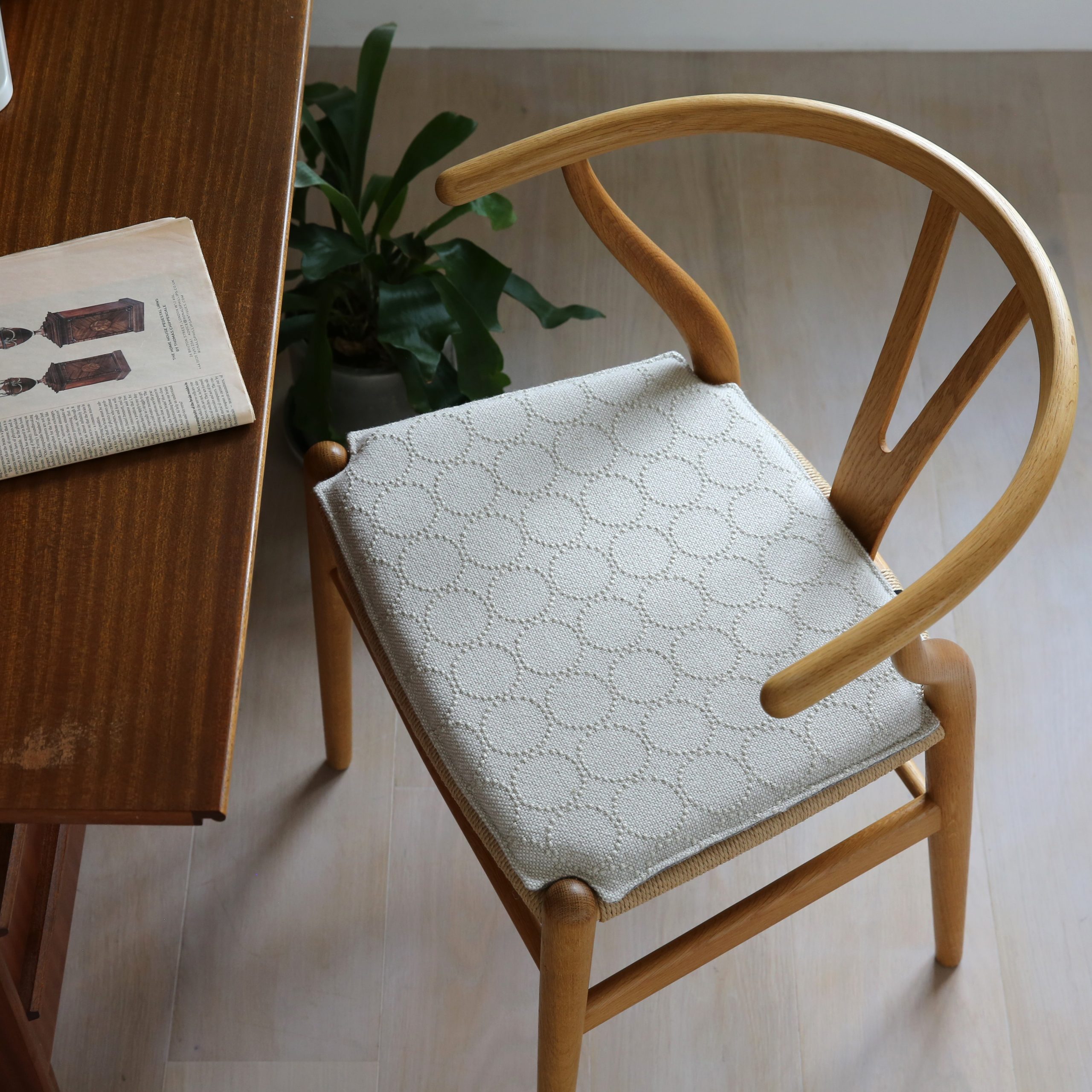 Yチェアシートクッション】Kvadrat×皆川明のタンバリンハリンダルを