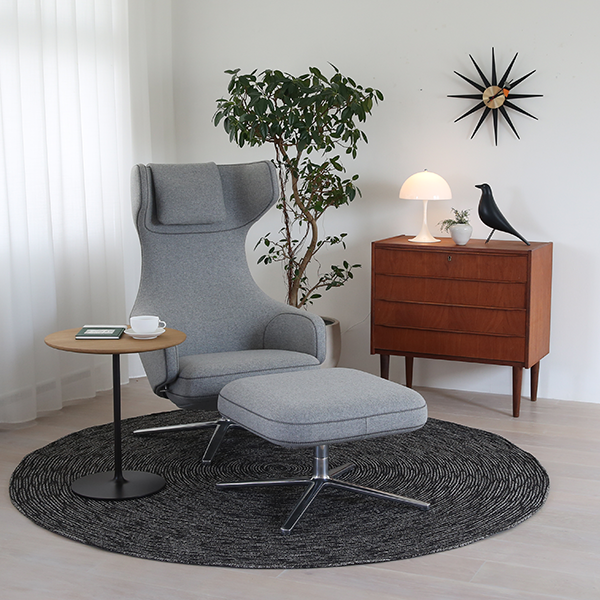 Vitra】日常に優雅な一人時間を過ごすことができるラウンジチェア