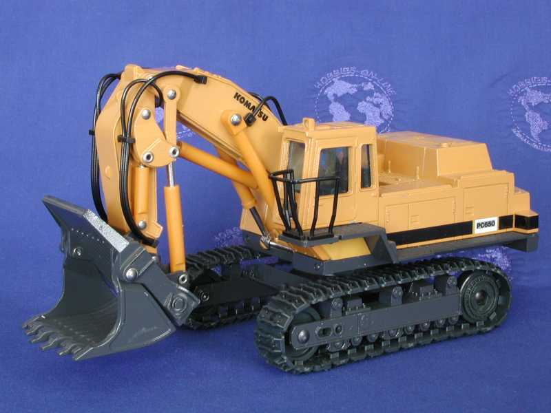 Buffalo Road Imports. Komatsu PC650 hydrualic shovel MINING