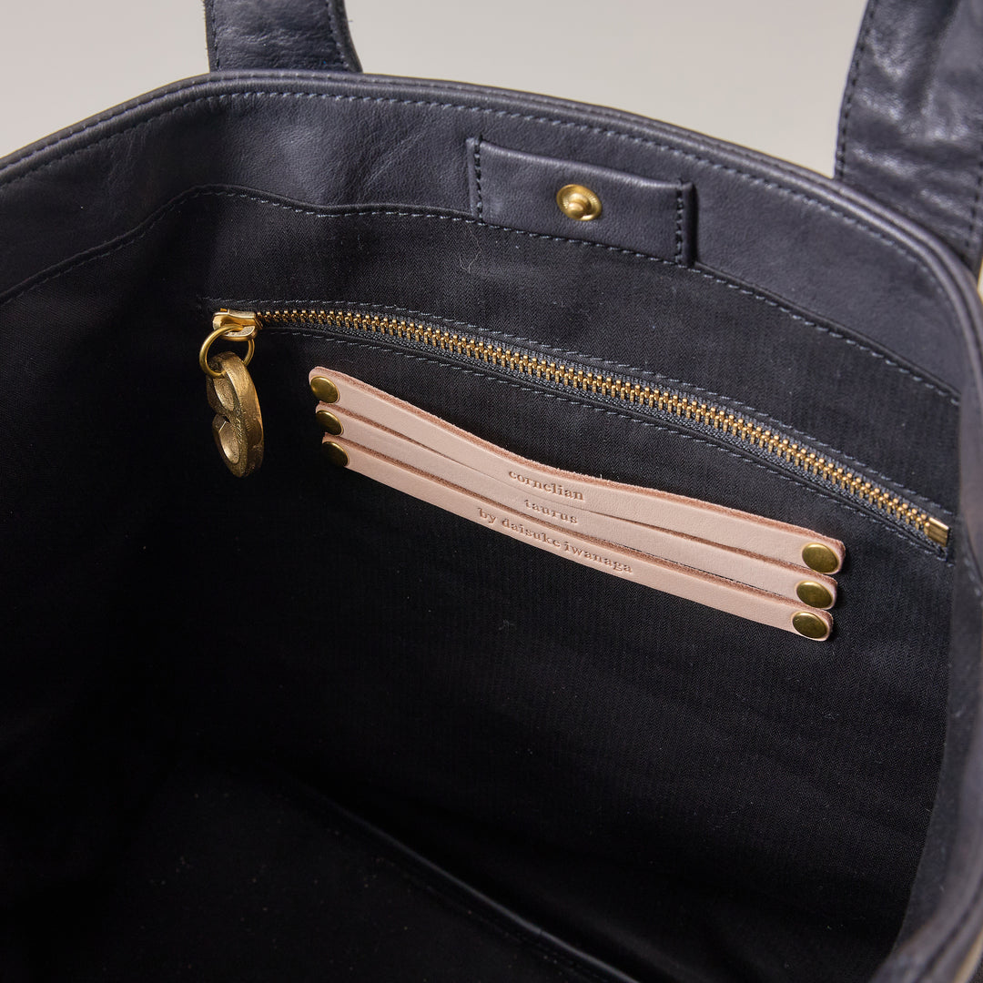 2handle tote L / co24fwtt010 / ZEO LITE shrink leather – cornelian