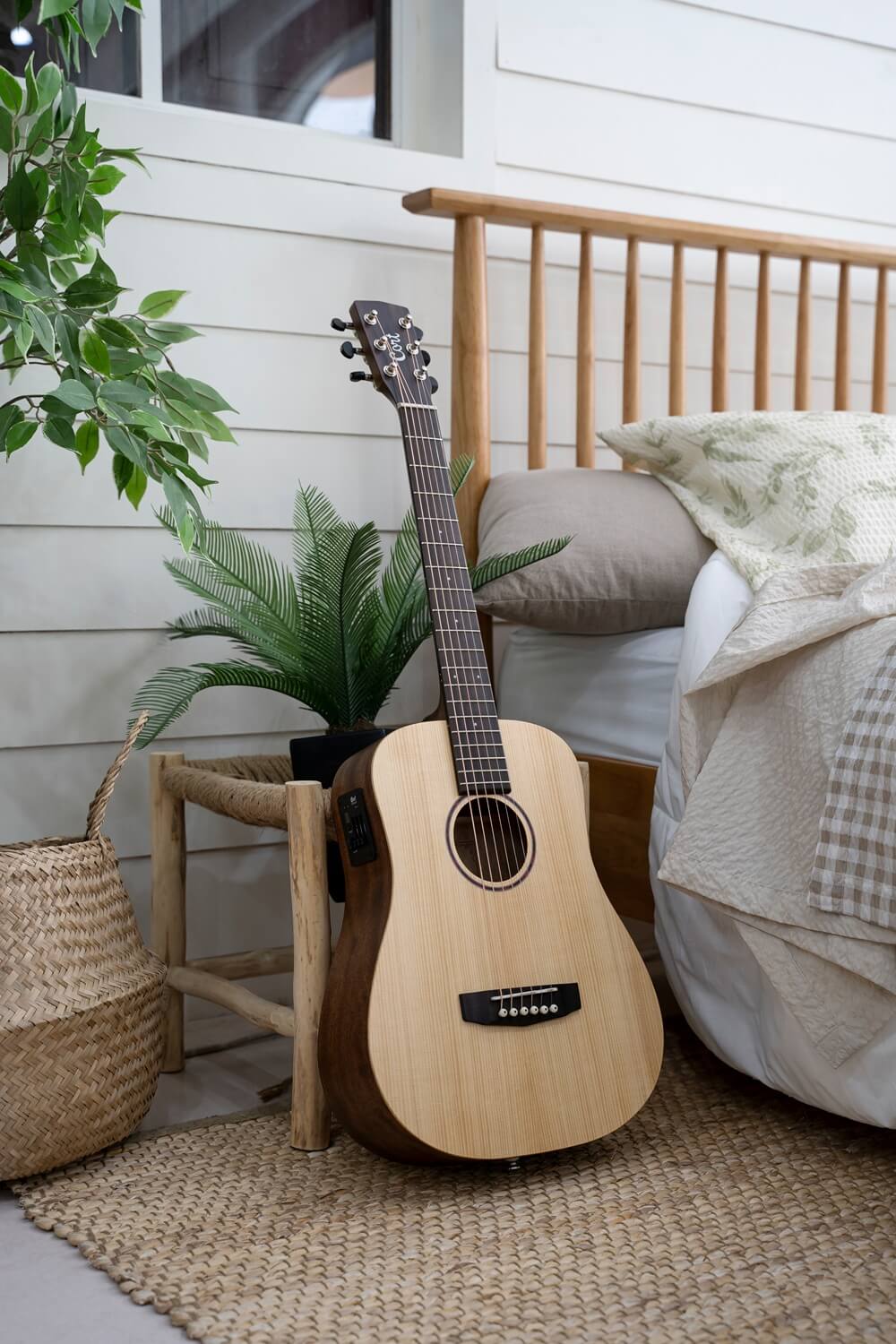 Earth Mini E Adirondack