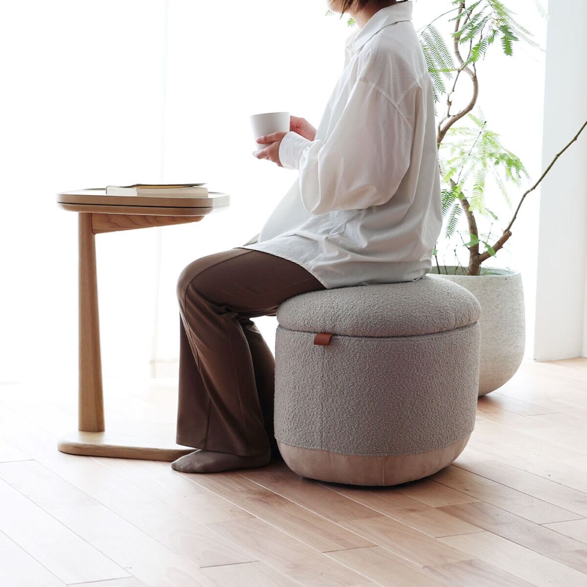 収納付きスツール オットマン | Costco Japan