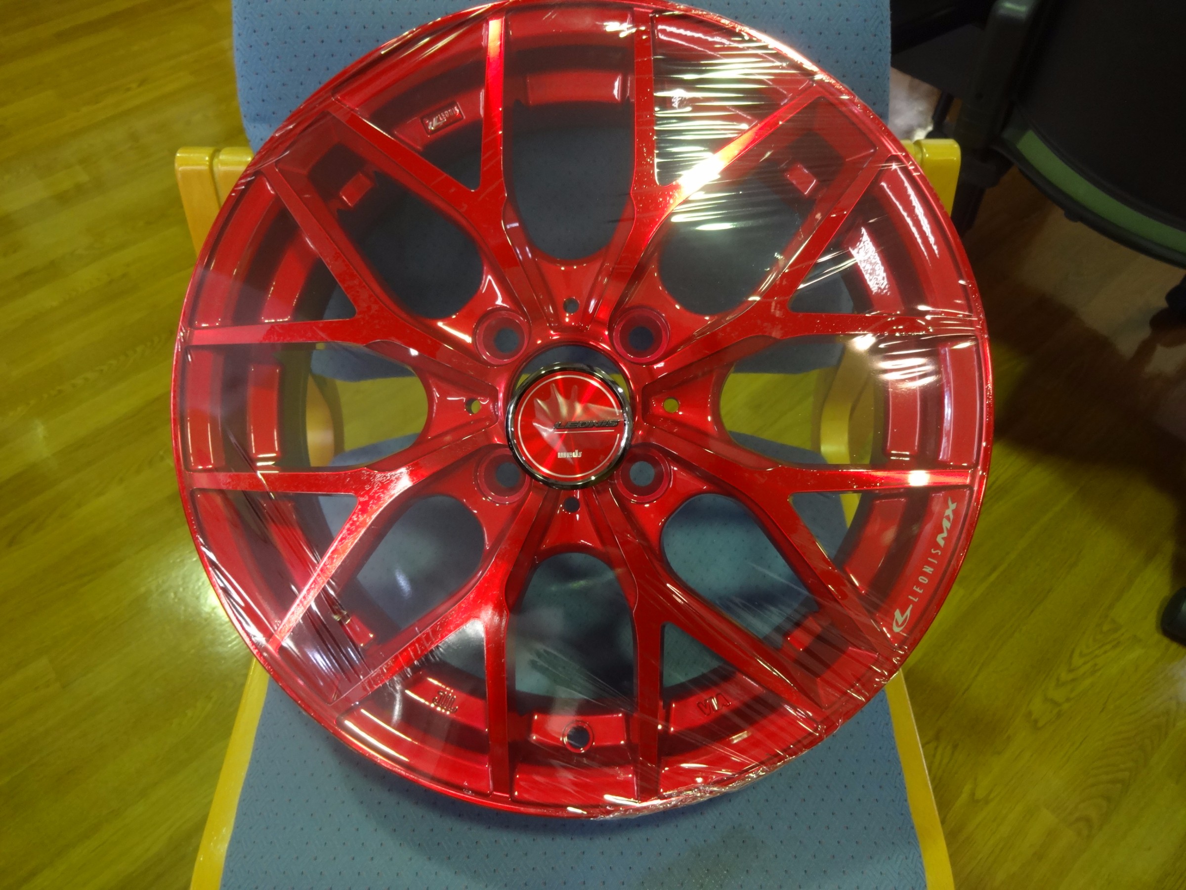 LEONIS MX 限定カラー | 今日の出来事 | コクピット 西部 | 車の