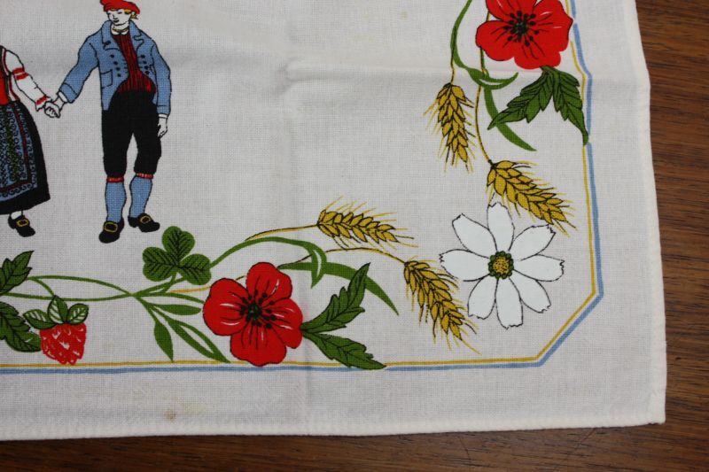 北欧雑貨 プリントテーブルクロス/民族衣装 T-587 北欧雑貨coco varie