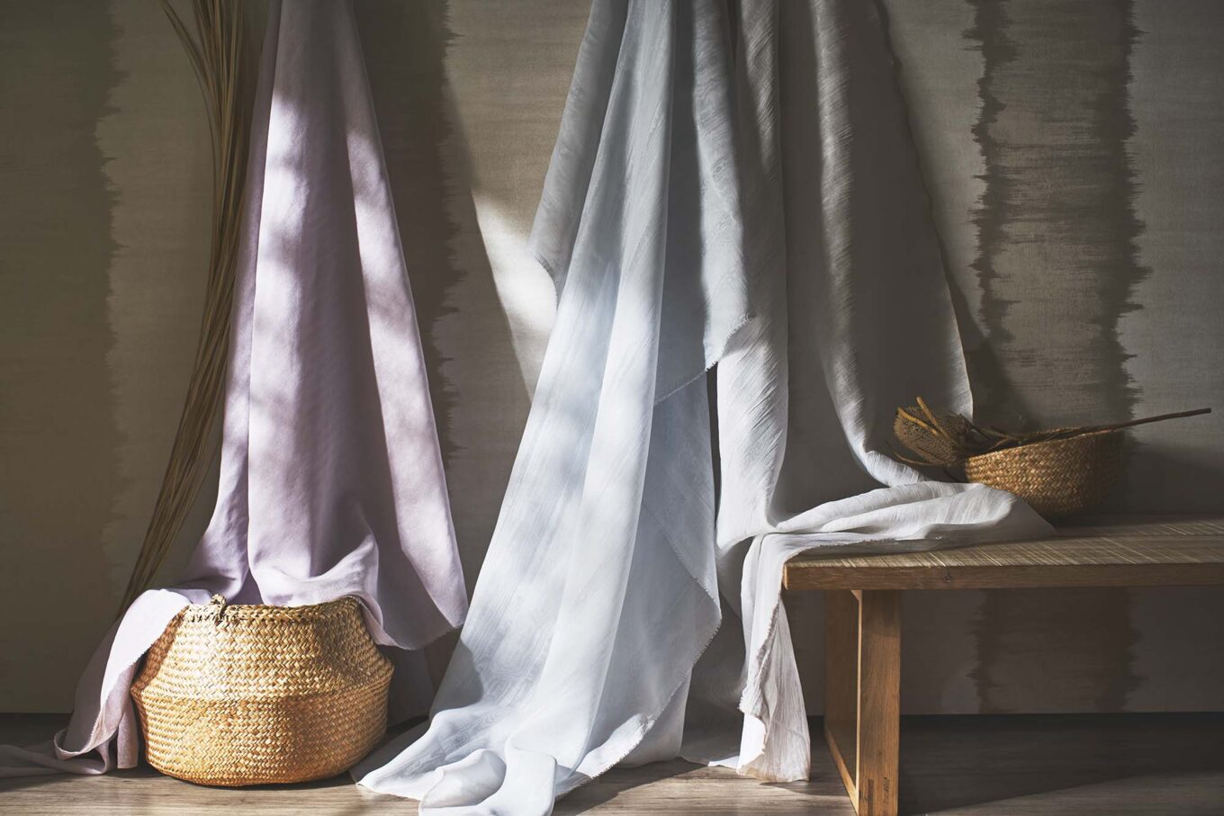 マナトレーディング】ブランドの特徴とおすすめカーテンを紹介 | COCO