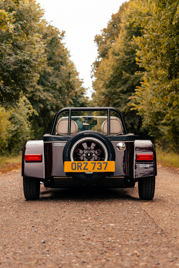 SUPER SEVEN 600 | ケータハム JAPAN 公式サイト