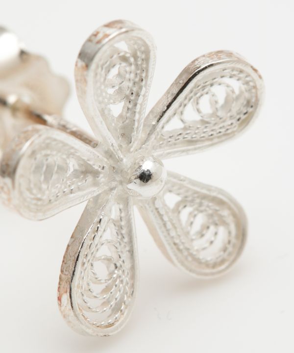 シルバー925】オープンフラワーピアス（Made inマルタ島）(1VARIATION