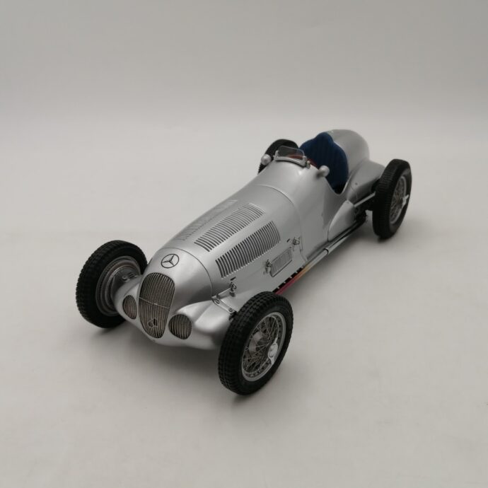 宅配】滋賀県彦根市のミニカー買取実績｜CMC「1/18 メルセデス W125