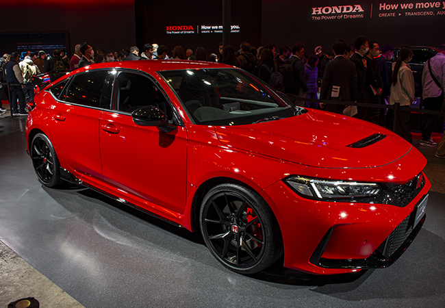 ホンダ・シビック・タイプRに精悍なRACING BLACK Package登場！ あわせ