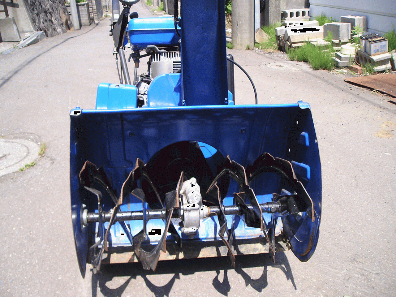 除雪機 ヤマハ 6馬力除雪機 YSM－660 小型で使いやすい大きさです