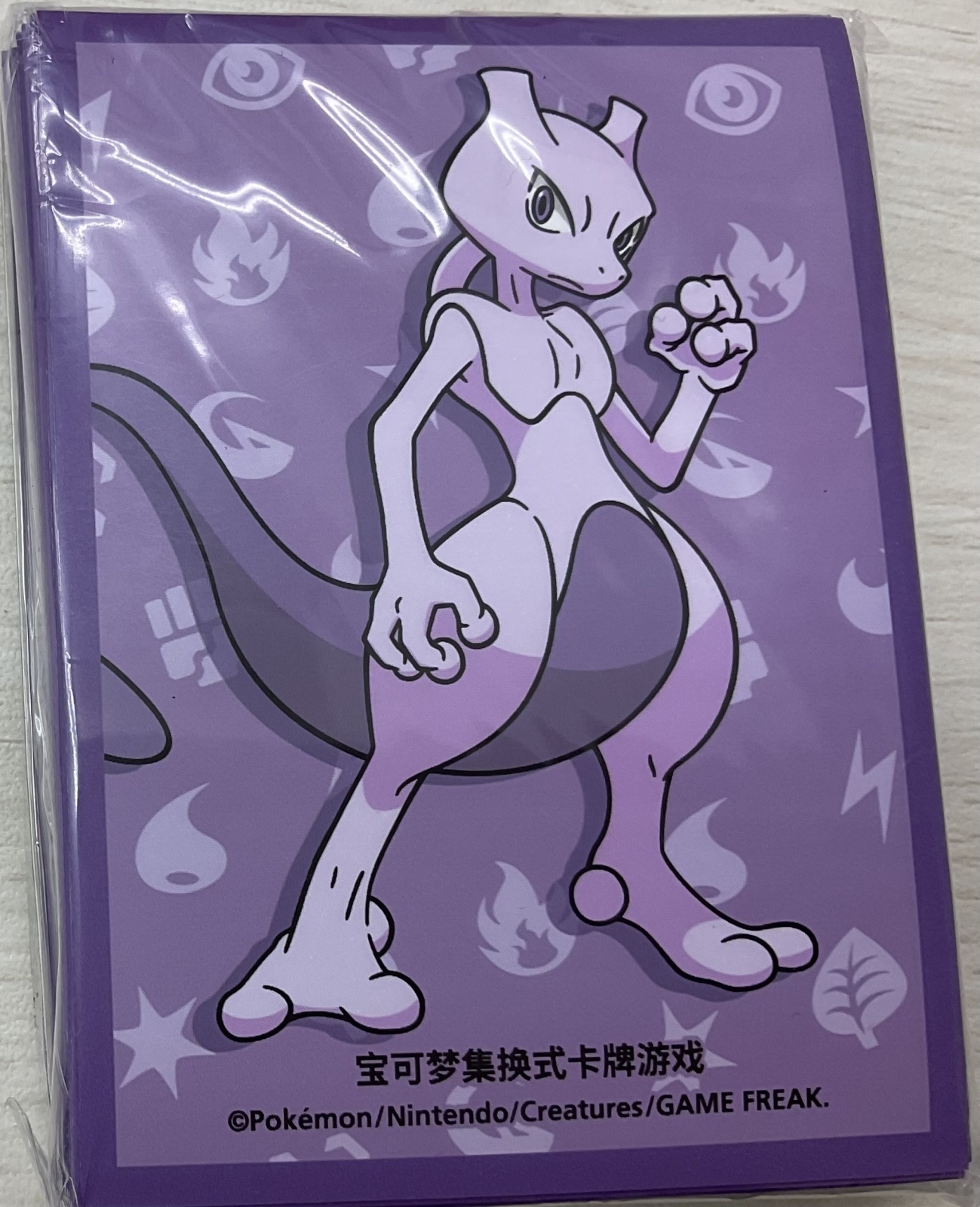 中国ランダムギフトボックス限定 スリーブ 【ミュウツー】 (64枚入り