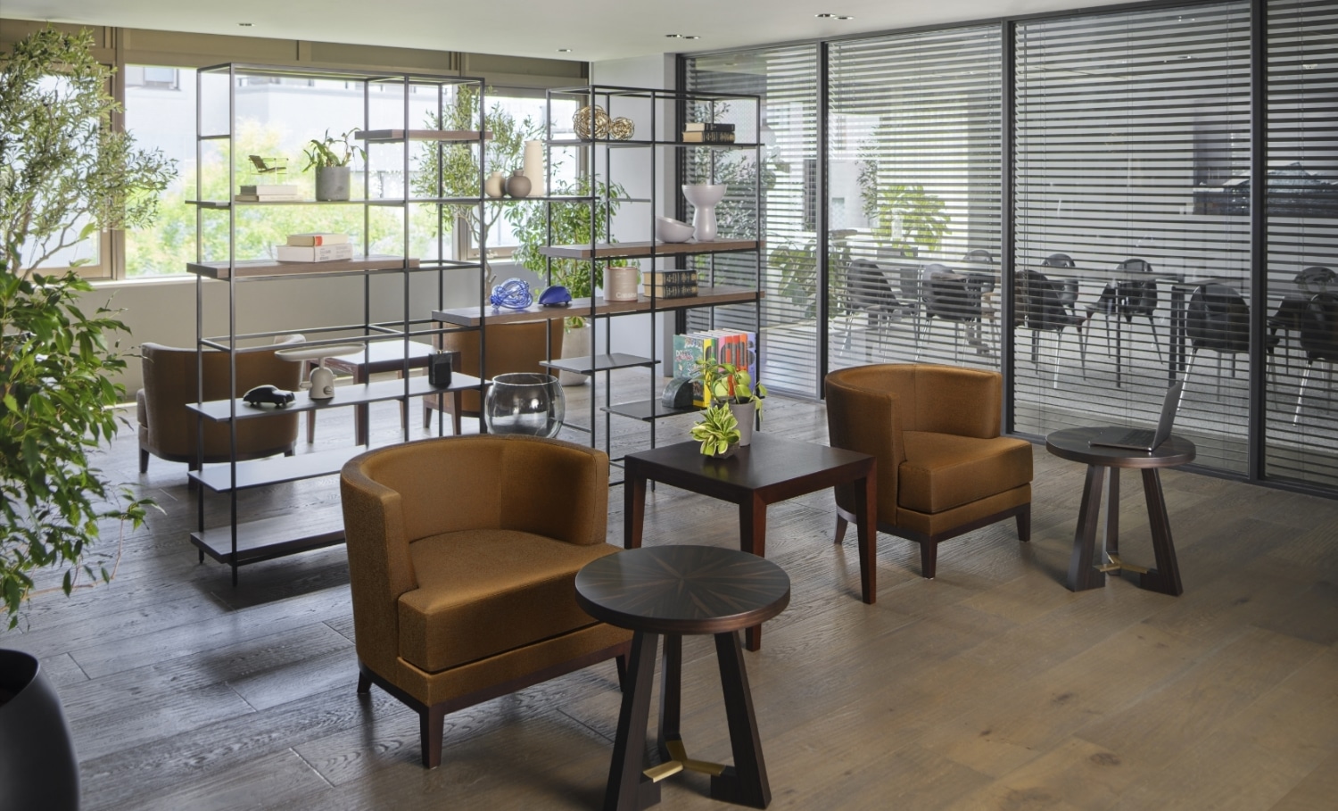 RALPH(ラルフ サイドテーブル） PHILIPPE HUREL | カッシーナ・イクスシー