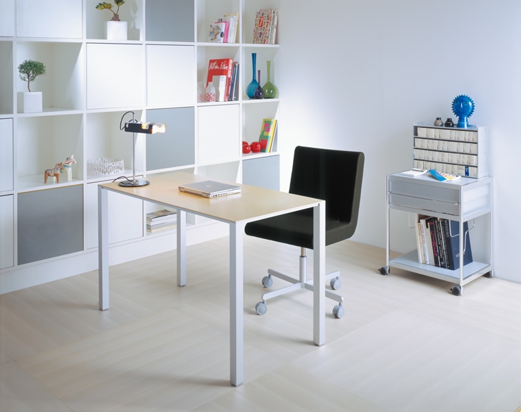 BOOMERANG caster(ブーメラン キャスター スウィベルチェア） IXC