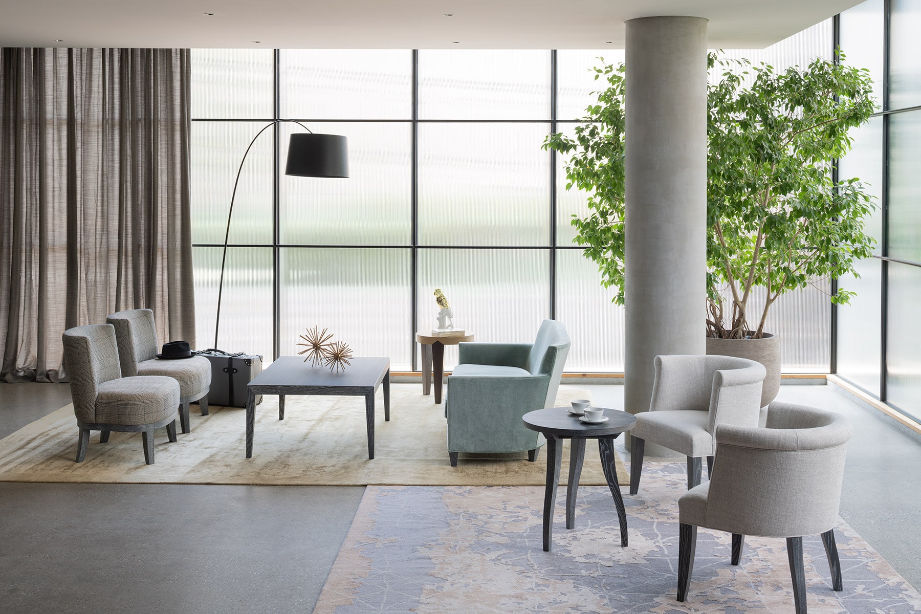 SOUS BOIS(スーボア サイドテーブル） PHILIPPE HUREL | カッシーナ