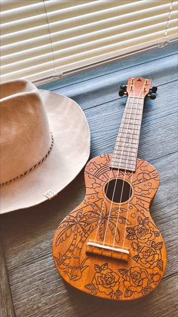 平井大、オリジナルウクレレの特別予約販売が決定 - CDJournal ニュース