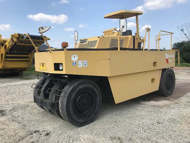 TS600C 8.5t タイヤローラー｜酒井｜舗装用機械｜中古重機を探す｜中古