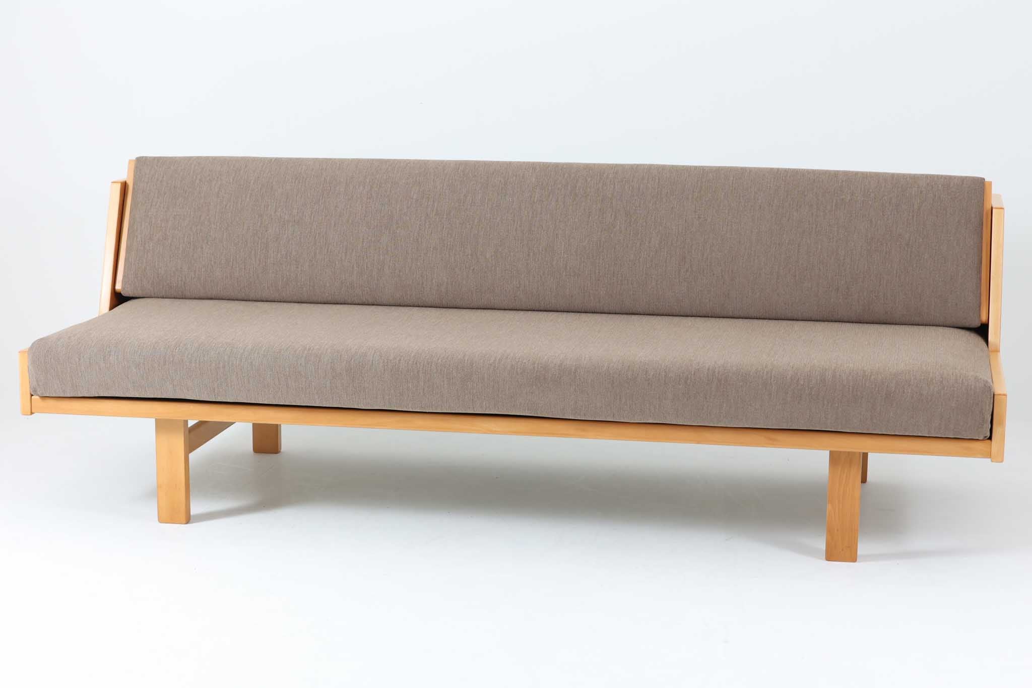 Hans J.Wegner(ハンス・J・ウェグナー) GE258 デイベッド ビーチ材