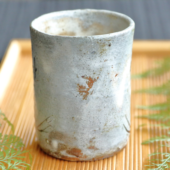 丸田宗彦 粉引唐津湯呑 唐津焼煎茶碗 満190ml 登り窯焼成 桐箱